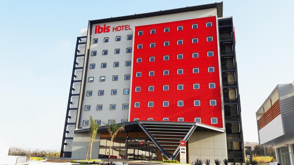 Ibis Irapuato Hotel Exterior photo